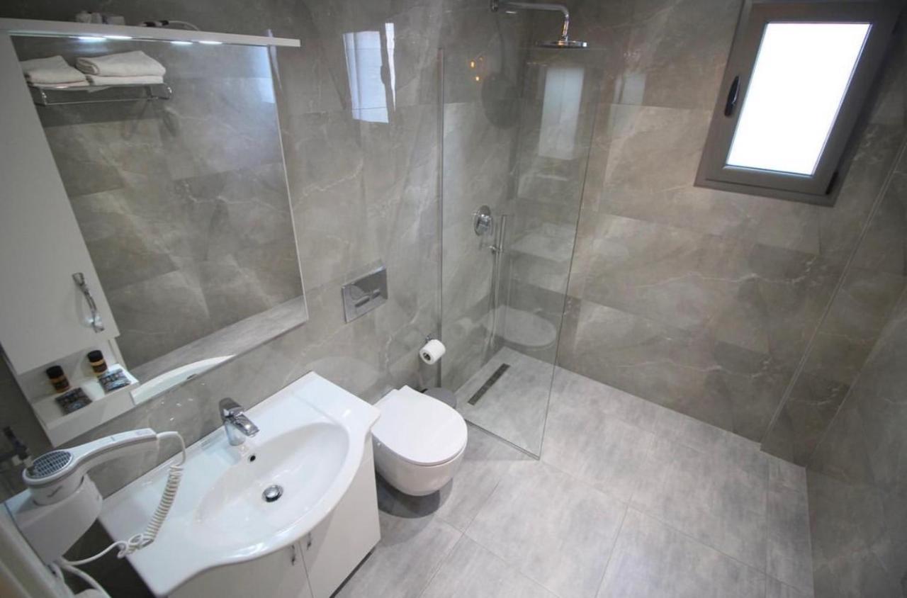 סרנדה Hotel Lidi מראה חיצוני תמונה