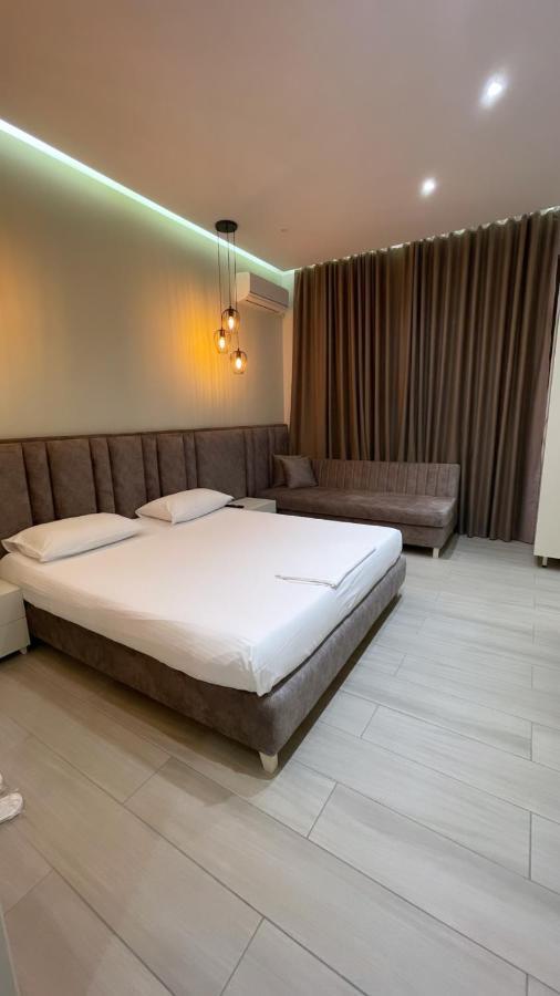 סרנדה Hotel Lidi מראה חיצוני תמונה
